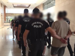 DOLANDIRICILIK ŞEBEKESİNE OPERASYON: 5 TUTUKLAMA