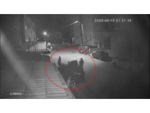MOTOSİKLETİ İTTİREREK ÇALAN HIRSIZIN 54 SUÇ KAYDI OLDUĞU ORTAYA ÇIKTI
