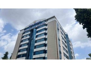 ADANA BÜYÜKŞEHİR BELEDİYESİNİN 485.9 MİLYON LİRALIK BORCUNA VATANDAŞLARDAN TEPKİ