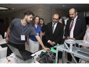 KAMPÜS MERSİN VE GARAJ MERSİN ÜNİVERSİTELİLERLE BULUŞTU