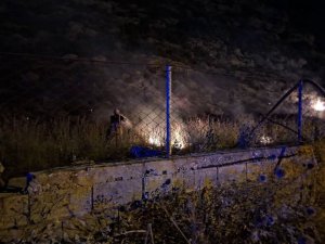 SAMANDAĞ’DA MAKİLİK YANGINI