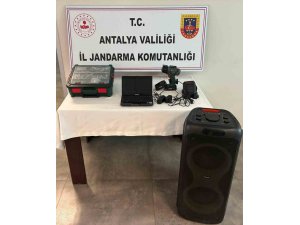 JASAT 6 İŞ YERİNDEN HIRSIZLIK OLAYINI AYDINLATTI