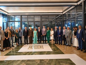 GÖREV YERİ DEĞİŞEN MÜLKİ İDARE AMİRLERİ ONURUNA VEDA PROGRAMI DÜZENLENDİ