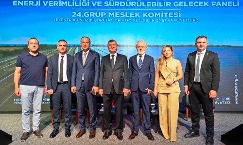 ENERJİ VERİMLİLİĞİ VE SÜRDÜRÜLEBİLİR GELECEK PANELİ GERÇEKLEŞTİRİLDİ
