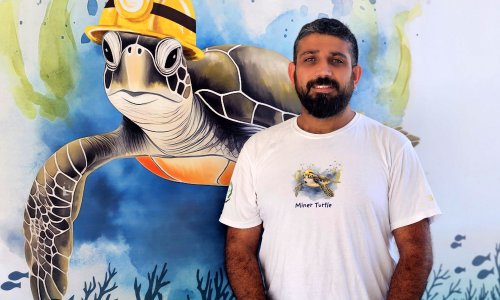 KIZILOT'TA CARETTA NÖBETİ
