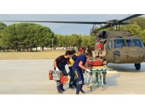 KAYALIKLARDAN DÜŞEN DOĞA YÜRÜYÜŞÇÜSÜ ASKERİ HELİKOPTERLE KURTARILDI