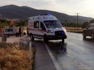 YOLA DÖKÜLEN YAKIT KAZAYA NEDEN OLDU