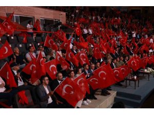HATAY’DA 15 TEMMUZ ANMA PROGRAMINDA VATANDAŞLAR TEK YÜREK OLDU