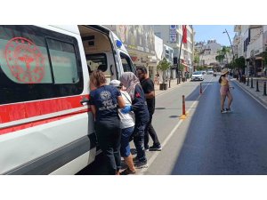 MOTOSİKLETİYLE YAYAYA ÇARPTI, TRAFİK EKİBİNİ BEKLEMEYİP GİTTİ
