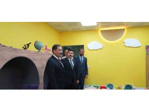 YAYLADAĞI İLÇE HALK KÜTÜPHANESİ HİZMETE AÇILDI