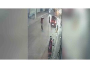 KASKLI SALDIRGAN İŞ YERİNİ KURŞUNLADI: 1 YARALI