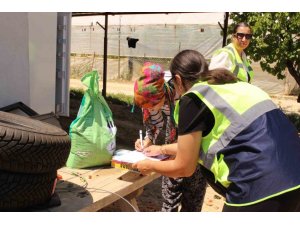 BÜYÜKŞEHİR’DEN ELMALI’DA AŞIRI YAĞIŞTAN ETKİLENEN ÜRETİCİLERE DESTEK