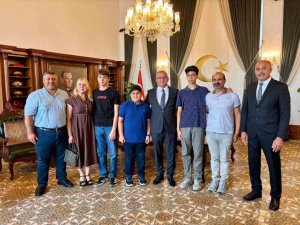 İSKENDERUN’DA 2 ÖĞRENCİ LGS’DEN TAM PUAN ALDI