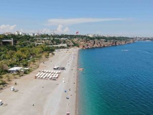ANTALYA’DA "DUMANSIZ PLAJ" UYGULAMASI İÇİN YENİ GENELGE