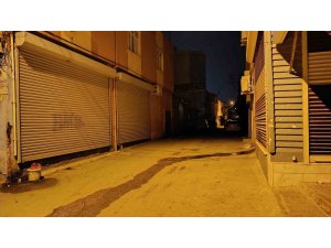 SOKAK ORTASINDA SİLAHLI SALDIRIYA UĞRAYAN GENÇ KADIN HAYATINI KAYBETTİ