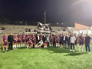 YUSUF TARIK GÜL ANISINA FUTBOL TURNUVASI