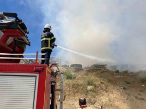 KIRIKHAN’DA DEPO YANGINI