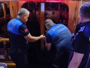 ÇALIŞANLARI KAVGA EDEN 2 TUR TEKNESİ MÜHÜRLENDİ