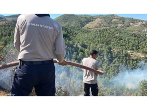 ALANYA’DA ORMAN YANGINI SEBEBİYLE 45 EV TEDBİR AMAÇLI TAHLİYE EDİLDİ