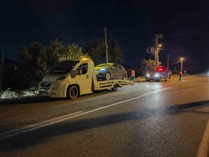 ISPARTA’DA MOTOSİKLET İLE OTOMOBİL ÇARPIŞTI: 1 YARALI