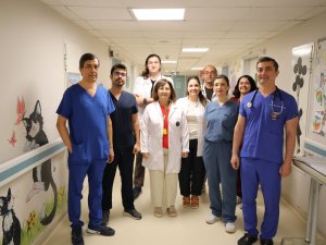 AÜ HASTANESİ'NDE TEDAVİ EDİLDİ