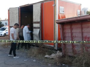 KAMYONET KASASINDA YAŞAYAN KİŞİ ÖLÜ BULUNDU