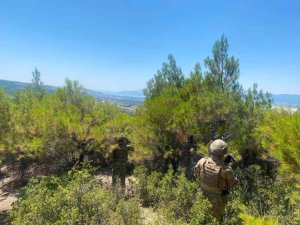 BURDUR’DA JANDARMA EKİPLERİ ORMAN YANGINLARINA KARŞI TEYAKKUZDA