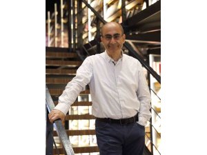 ALTIN PORTAKAL’DA ULUSAL UZUN METRAJ JÜRİ BAŞKANLIĞI GÖREVİNİ DERVİŞ ZAİM YAPACAK