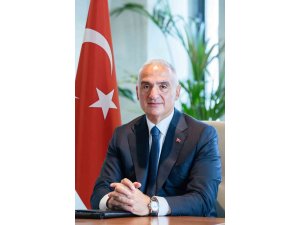ASPENDOS’TA 2 BİN 400 YILLIK GÜREŞÇİ MEZARI KEŞFEDİLDİ