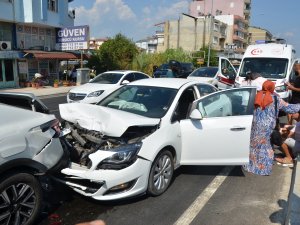 5 ARACIN KARIŞTIĞI KAZA: 6 YARALI