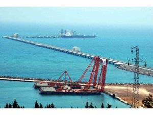 CEYHAN, TÜRKİYE’NİN ENERJİ VE SANAYİ GELECEĞİNDE STRATEJİK MERKEZ OLACAK