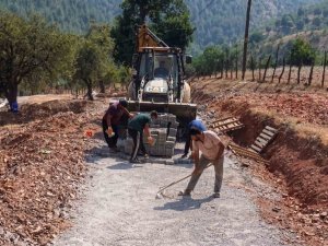 KOZAN BELEDİYESİ’NDEN 11 MAHALLEDE DEV YOL ATAĞI