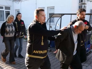 ÜVEY ANNESİNİN ÖLÜMÜNE İLİŞKİN SUÇLAMALARI REDDETTİ