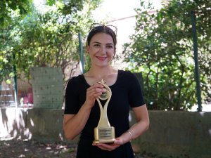 'BEZ VE MAMA PARASI İÇİN BAŞLADIM'