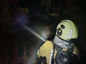 ANTAKYA’DA KÜSPE YAĞ FABRİKASINDA YANGIN ÇIKTI