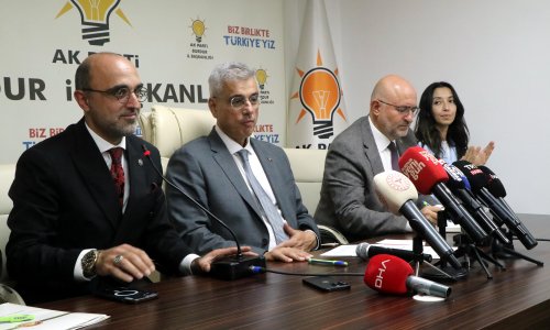 BAKAN MEMİŞOĞLU: 'BURDUR'DA 25 YILDA 45 SAĞLIK TESİSİ HİZMETE SUNDUK'