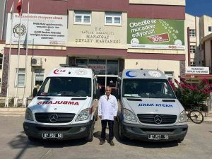 EVDE SAĞLIK HİZMETLERİNE 2 YENİ AMBULANS TAKVİYESİ