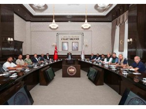 VALİ MASATLI BAŞKANLIĞINDA ASİ NEHRİ ALTYAPI ÇALIŞMALARI DEĞERLENDİRİLDİ