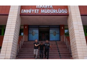 ISPARTA’DA 20 YIL 9 AY 12 GÜN HAPİS CEZASIYLA ARANAN ŞAHIS YAKALANDI