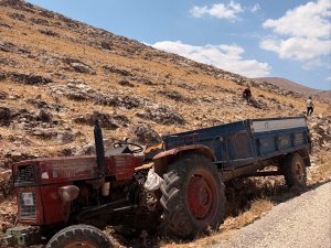 KORKUTELİ'NDE TRAFİK KAZASI:1 ÖLÜ