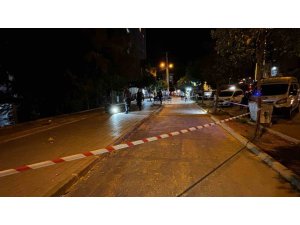 KALDIRIMDA YÜRÜRKEN SİLAHLI SALDIRIDA YARALANDI