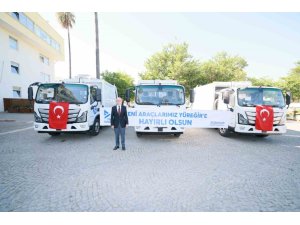 YÜREĞİR BELEDİYESİ HİZMET FİLOSUNA 4 YENİ ARAÇ DAHA KAZANDIRDI