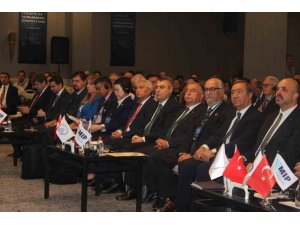 MERSİN’DE LİMANLARIN GELECEĞİ MASAYA YATIRILDI: HUKUK, TEKNOLOJİ VE YEŞİL DÖNÜŞÜM VURGUSU