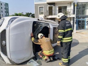 İSKENDERUN’DA TRAFİK KAZASI: 2 YARALI