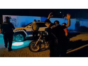 ANTAKYA’DA ASAYİŞ UYGULAMASINDA ARANAN 14 ŞAHIS YAKALANDI
