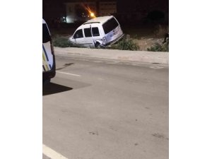 OSMANİYE’DE İKİ ARAÇ ÇARPIŞTI: 3 YARALI