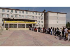 HATAY’DA ADAYLARIN KPSS MARATONU BAŞLADI