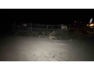 ADANA’DA YOL KENARINDA ERKEK CESEDİ BULUNDU