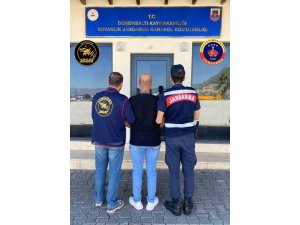 ANTALYA’DA JASAT’TAN ARANAN ŞAHISLARA OPERASYON DÜZENLENDİ