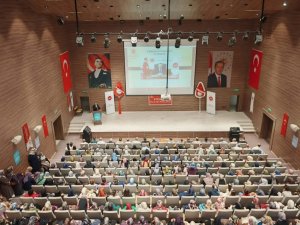 KIRIKHAN’DA "PEYGAMBERİMİZ VE GÜZEL AHLAK" KONFERANSI DÜZENLENDİ